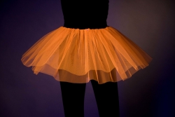 Tüllrock, Tutu, Farbe orange - leuchtet im Schwarzlicht